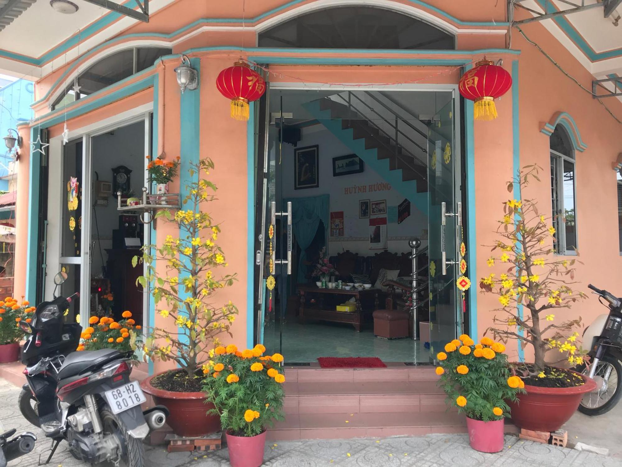 Huynh Huong Guesthouse Ха Тени Екстериор снимка