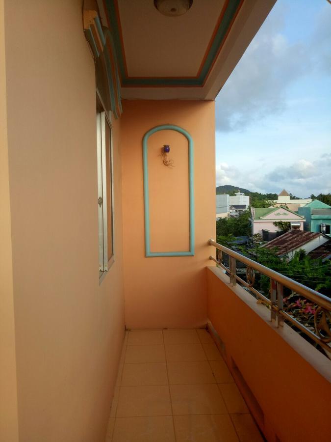 Huynh Huong Guesthouse Ха Тени Екстериор снимка