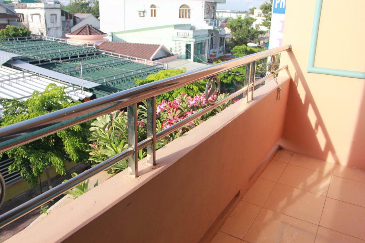 Huynh Huong Guesthouse Ха Тени Екстериор снимка