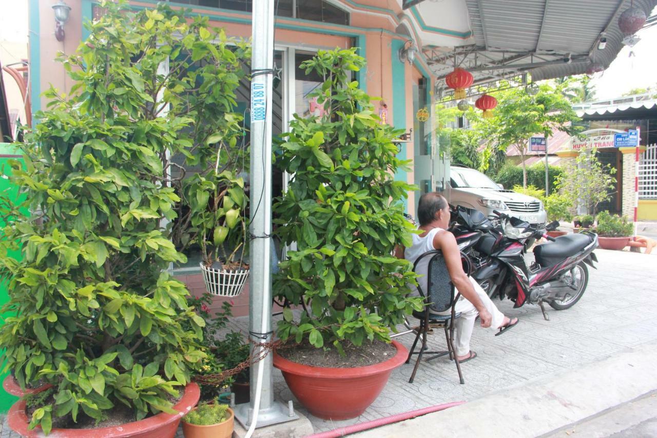 Huynh Huong Guesthouse Ха Тени Екстериор снимка